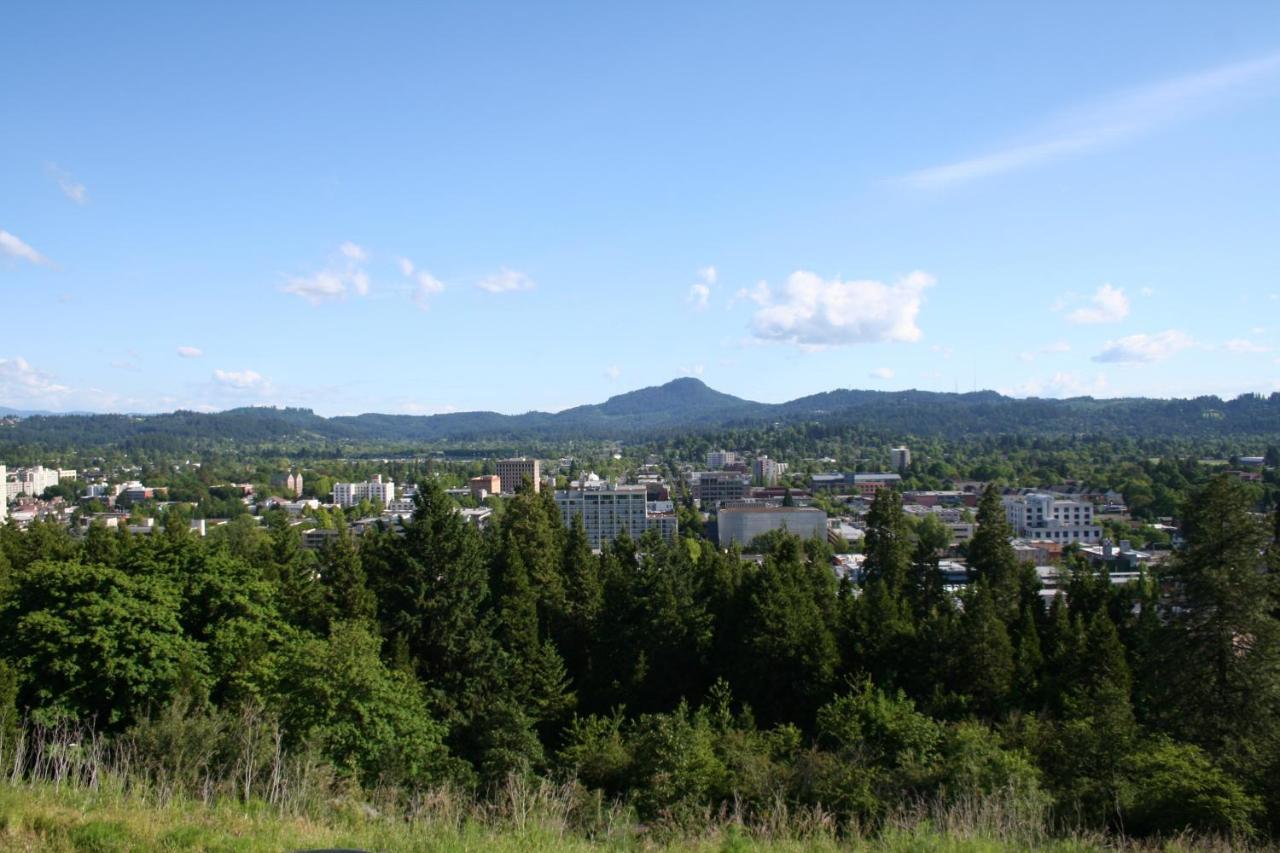 Travelodge By Wyndham Eugene Downtown/University Of Oregon 외부 사진